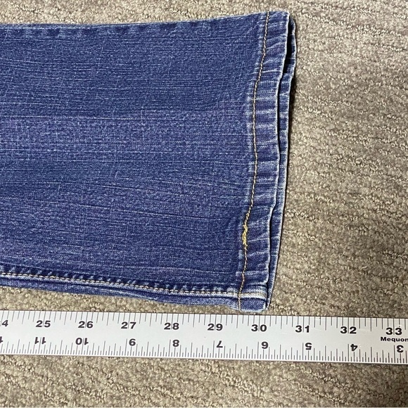 Levi's Signature Jeans Women's 12M Blue Bootcut Low Rise Stretch Western Denim - Picture 13 of 15